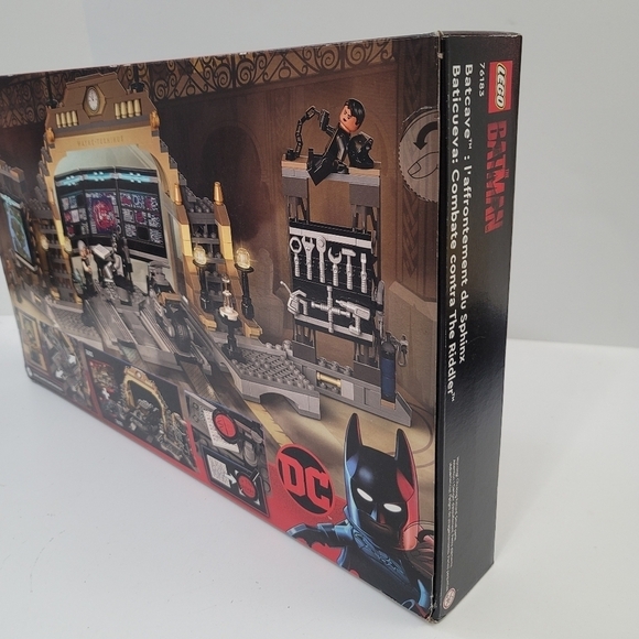 LEGO The Batman 76183 Batcave: The Riddler Face-off 581 Pcs Building Set New! - Picture 3 of 6